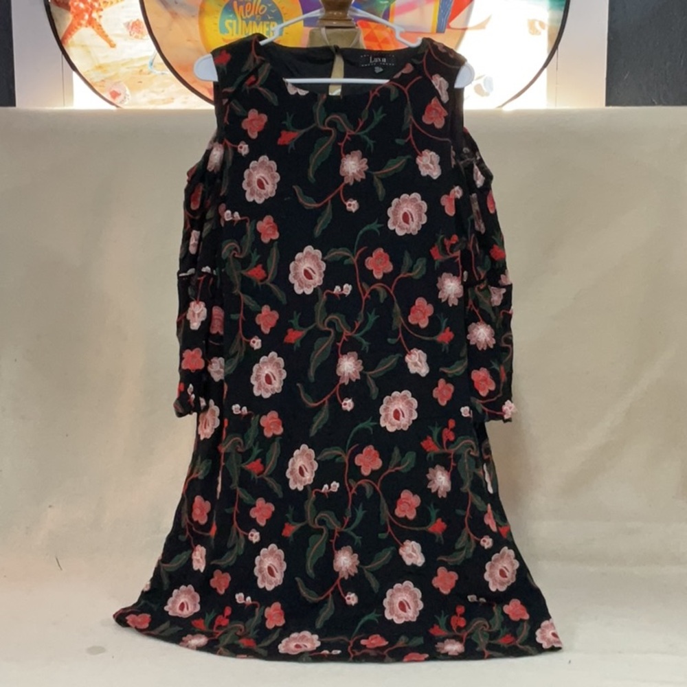 EUC Woman’s long sleeve LUX II lined dress